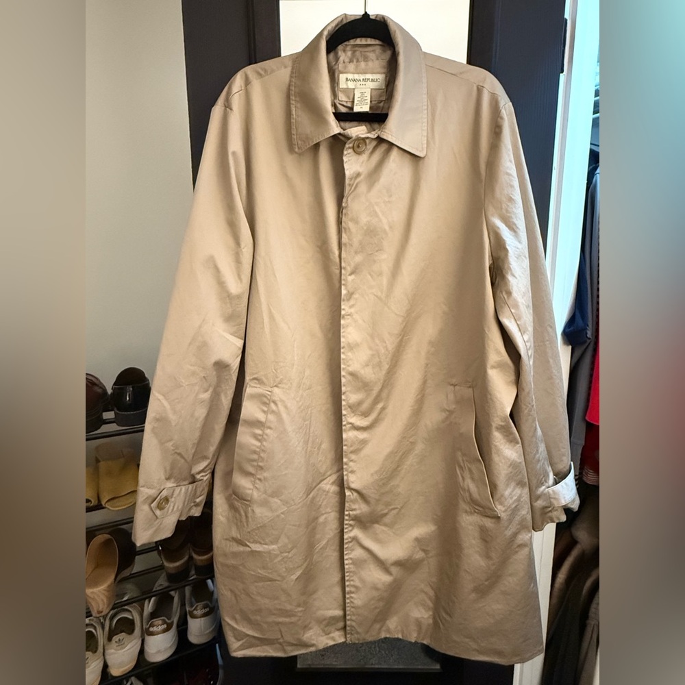 VINTAGE NWOT Banana Republic Beige Trench Coat